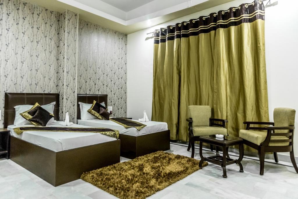 Red Orchid Hotel Meerut Eksteriør billede