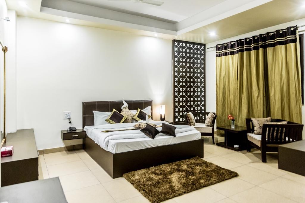 Red Orchid Hotel Meerut Eksteriør billede