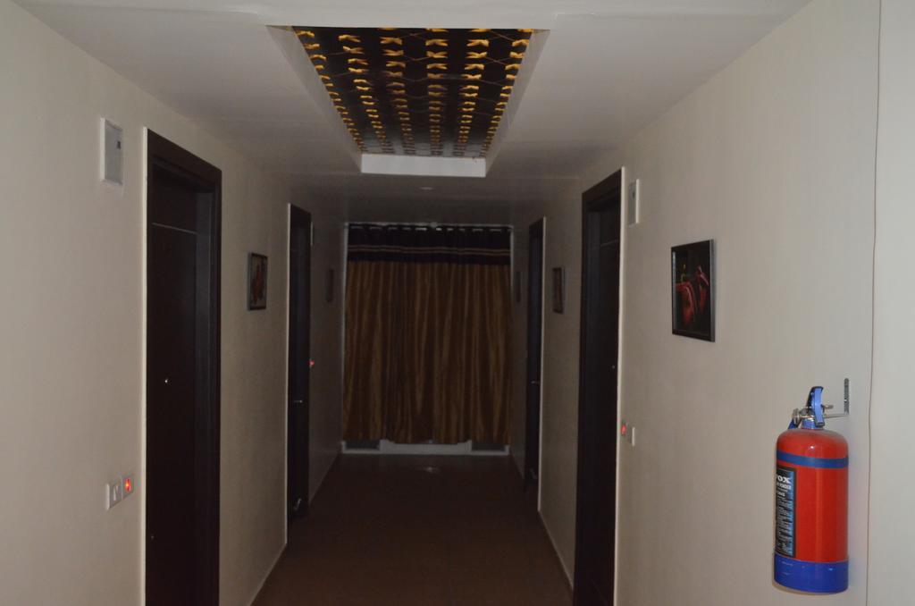 Red Orchid Hotel Meerut Eksteriør billede